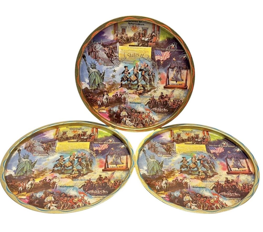 Vtg Bicentennial USA History Patriotic Gold Multicolored 11” Round Tin Trays